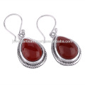 Boucles d&#39;oreilles en argent sterling avec des pierres précieuses en or jaune rouge Onyx